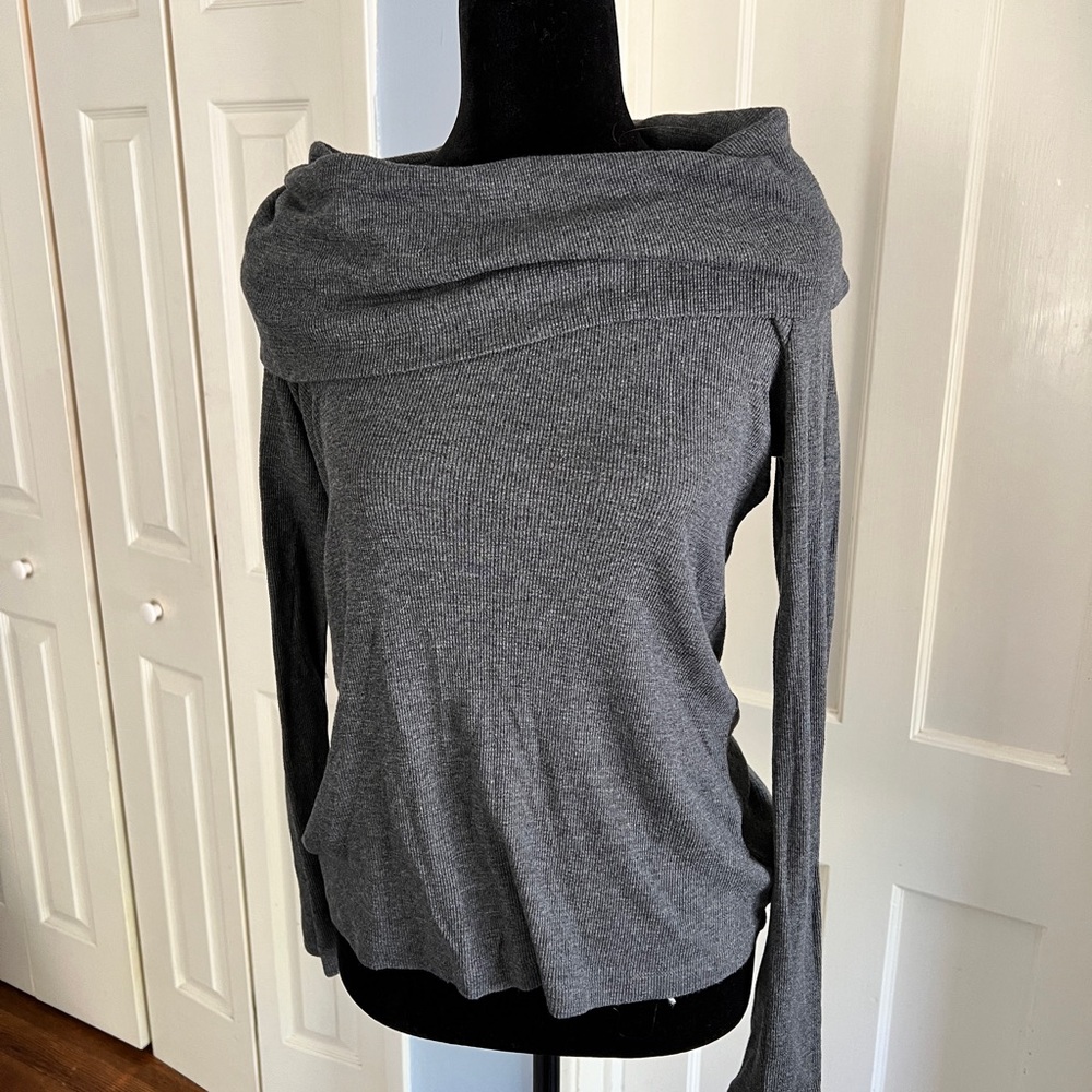 GAP waffle knit top size M